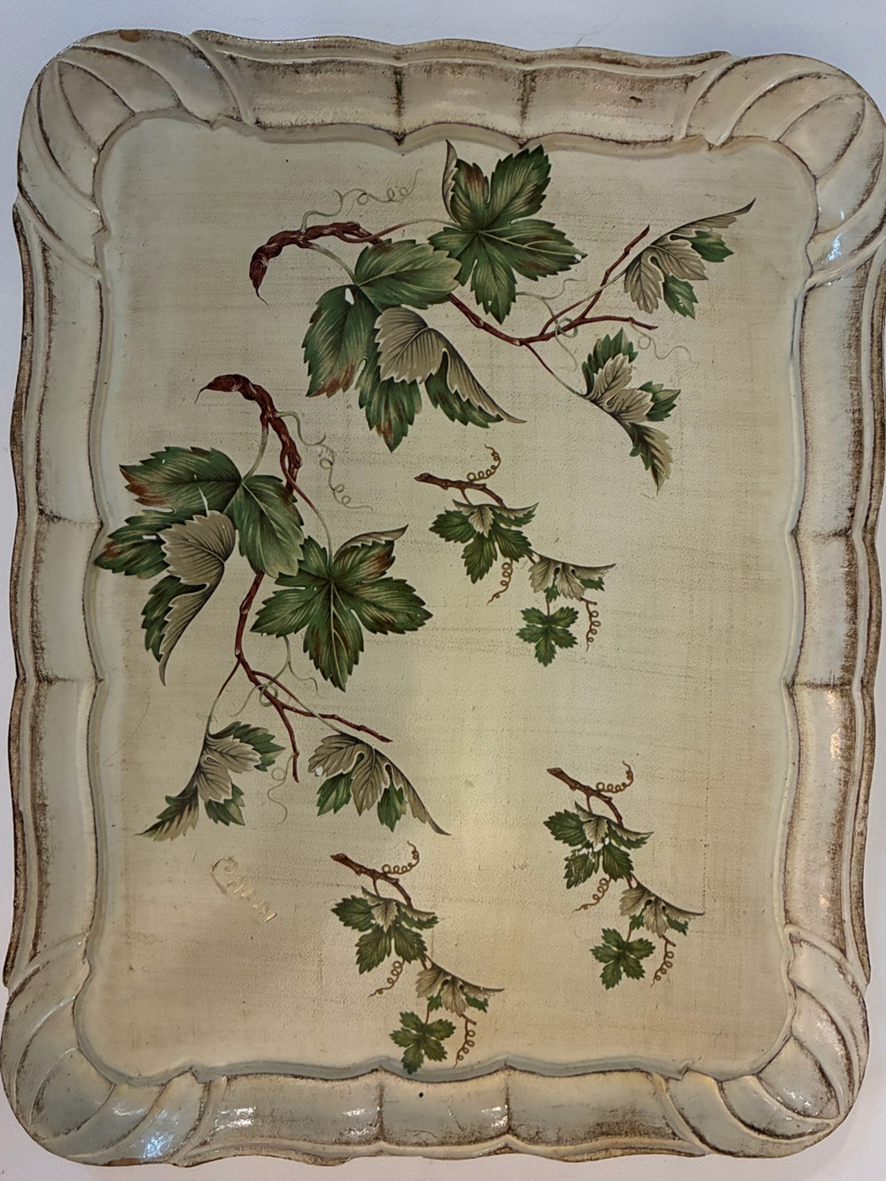 Vintage Italian Florentine Tray Capri Stamped Cream Gold Gilt Wood Grape Leaf